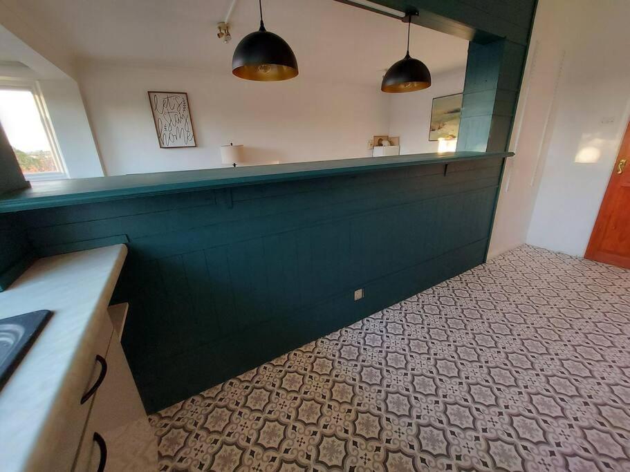 2 Bed Flat, Bounds Green, Piccadilly Line, London N11 Eksteriør bilde