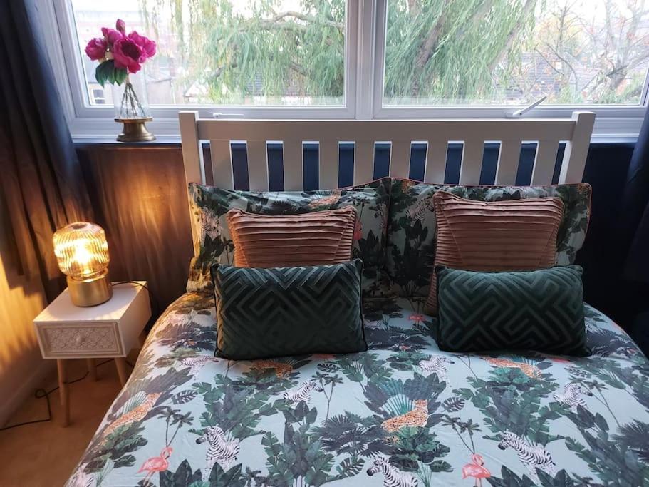 2 Bed Flat, Bounds Green, Piccadilly Line, London N11 Eksteriør bilde
